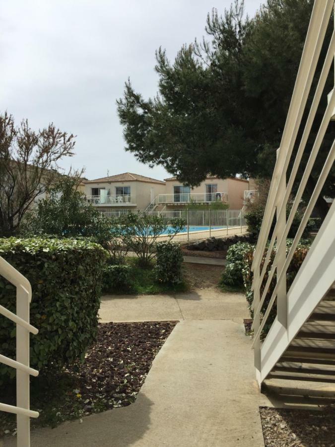 Appartement Dans Les Jardins De Phoebus Gruissan Bagian luar foto